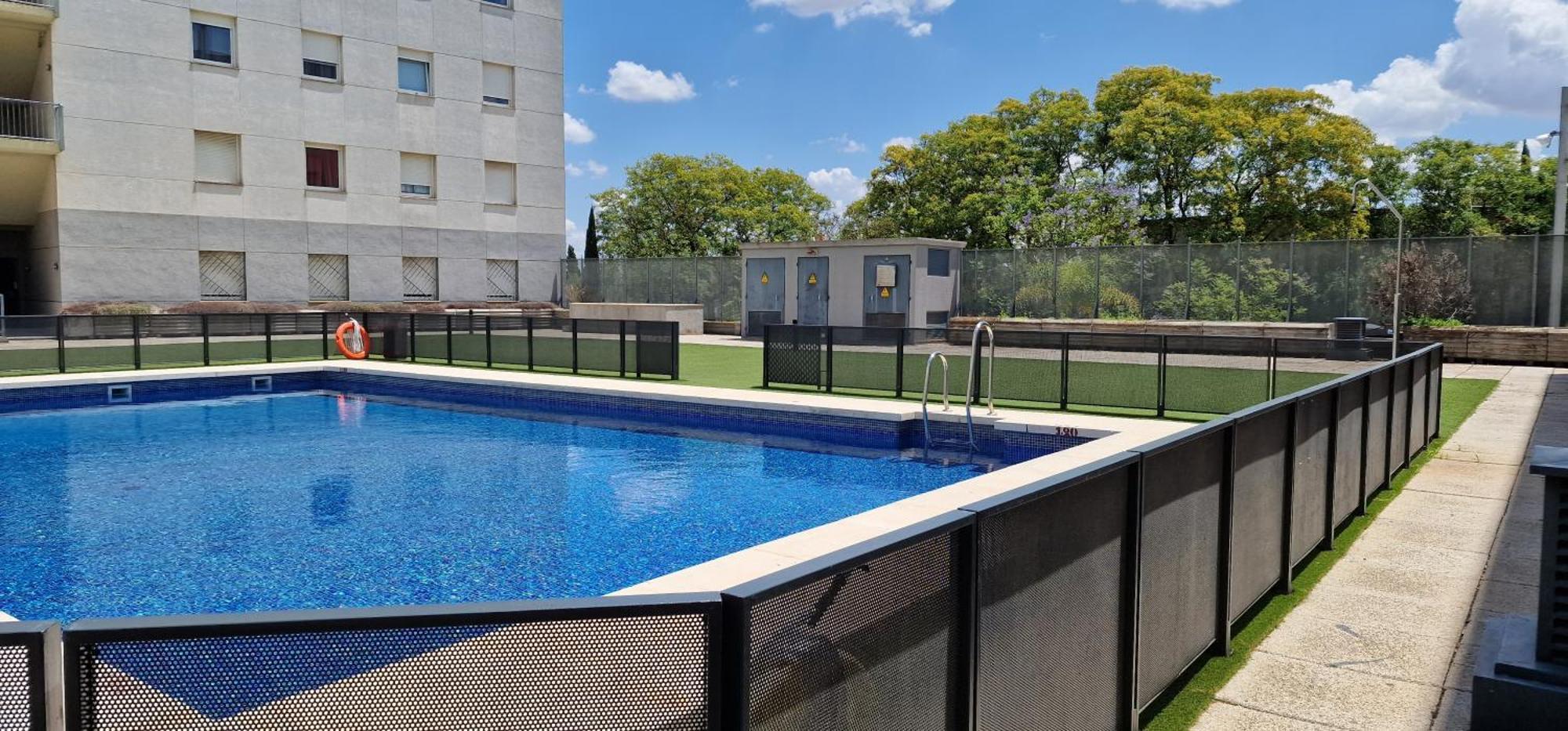 Apartment With Free Parking And Pool Bormujos Exterior foto